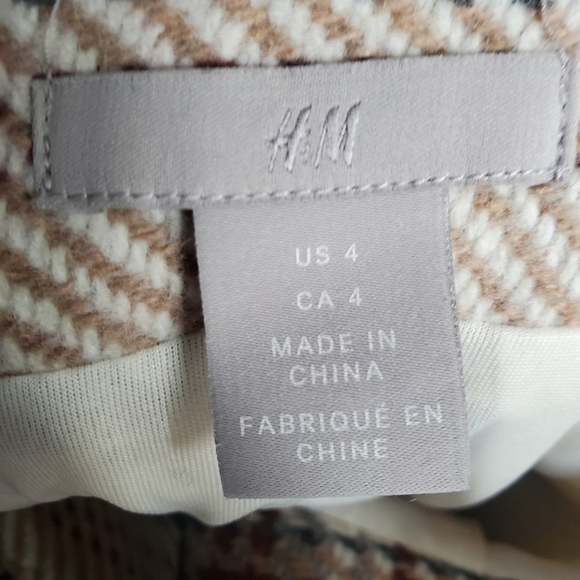 H&M mini wool skirt Size 4 - Picture 5 of 9